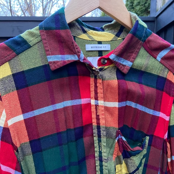 American Eagle Plaid Button Up - Picture 6 of 8